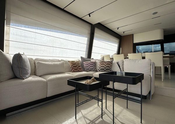 Ferretti Yachts 720 image