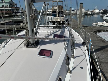 Catalina 350 image