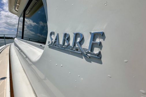 Sabre 38 Salon Express image