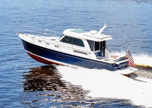 Sabre 38 Salon Express image