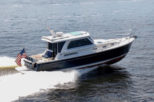 Sabre 38 Salon Express image