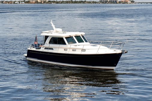 Sabre 38 Salon Express image