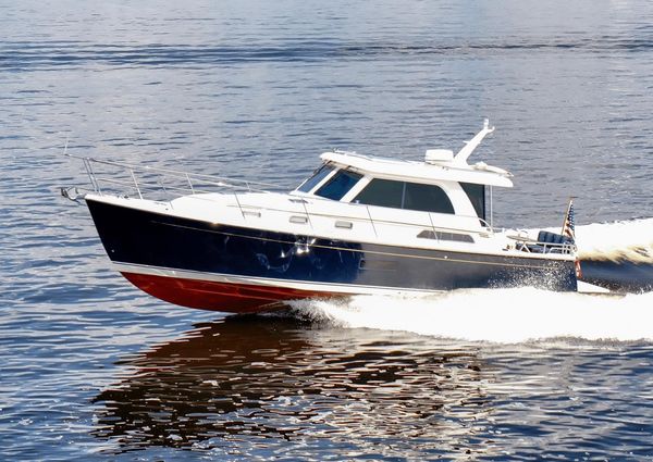 Sabre 38 Salon Express image