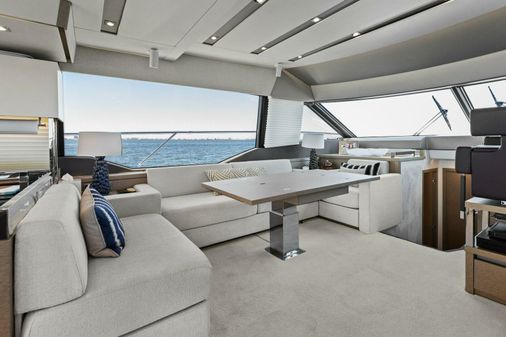 Prestige 630 Flybridge image