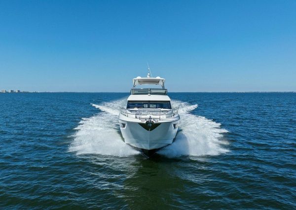 Prestige 630 Flybridge image