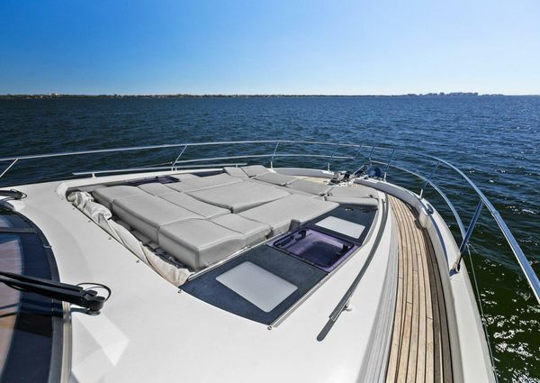 Prestige 630 Flybridge image