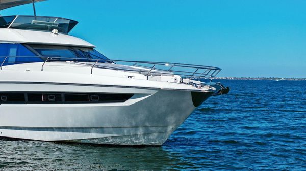 Prestige 630 Flybridge image