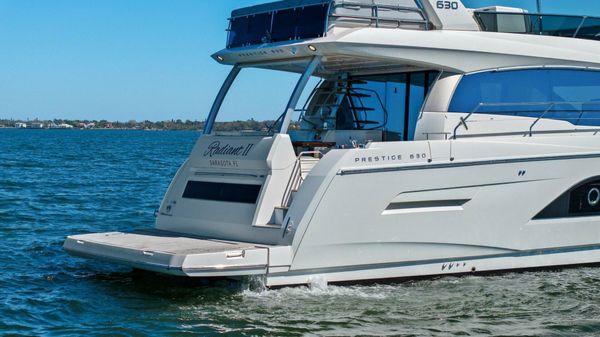 Prestige 630 Flybridge image