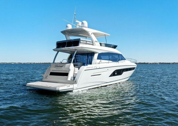 Prestige 630 Flybridge image