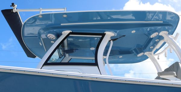 Sportsman OPEN-302-CENTER-CONSOLE image