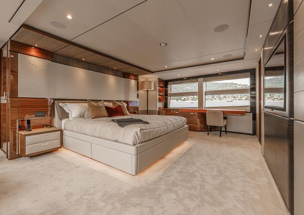 Princess Yachts 35M image