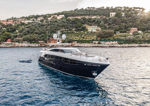 Princess Yachts 35M image