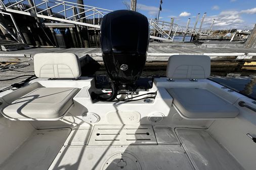 Boston Whaler 170 Montauk image