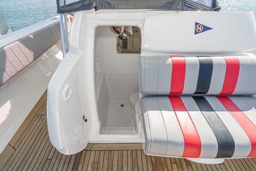 Intrepid 327-CENTER-CONSOLE image