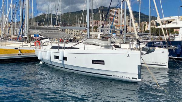 Beneteau Oceanis 40.1