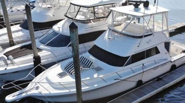 Tiara Yachts 4300 Convertible