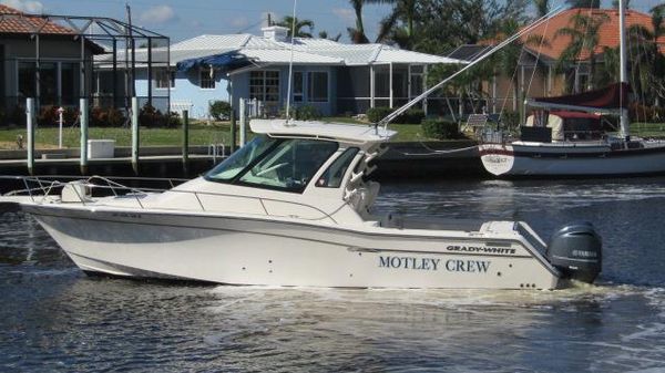 Grady-White Express 330