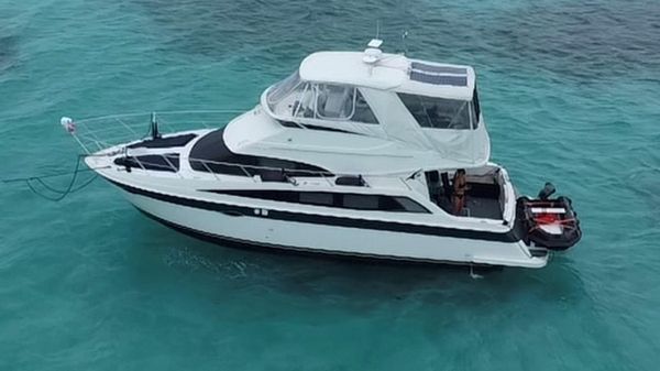 Carver 43 Super Sport