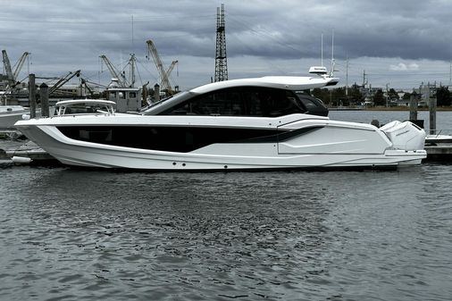 Galeon 375 GTO image