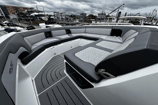 Galeon 375 GTO image