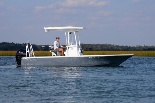 Tidewater 2110 Bay Max image