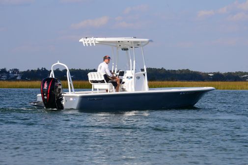 Tidewater 2110 Bay Max image