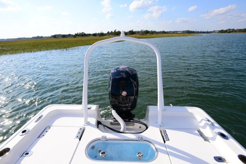 Tidewater 2110 Bay Max image