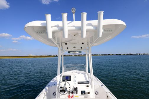 Tidewater 2110 Bay Max image