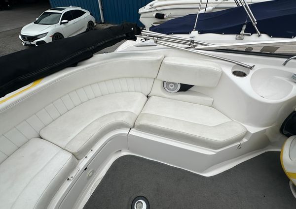 Regal 2400-BOWRIDER image