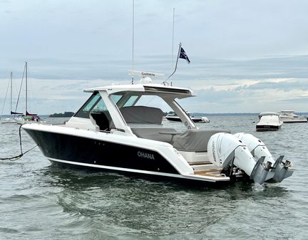 Tiara Sport 34 LS image