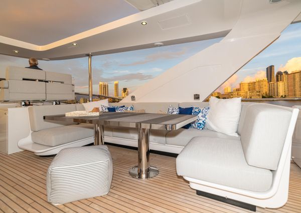 Azimut Grande 27 METRI image