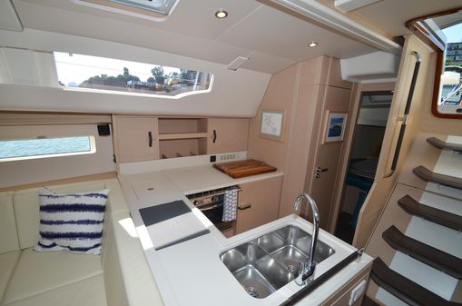 Jeanneau Yacht 51 image