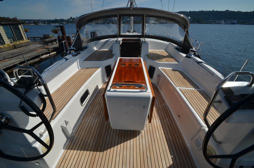 Jeanneau Yacht 51 image