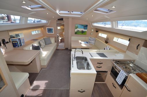 Jeanneau Yacht 51 image