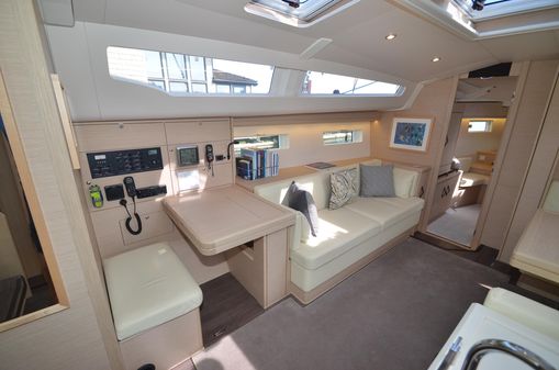 Jeanneau Yacht 51 image