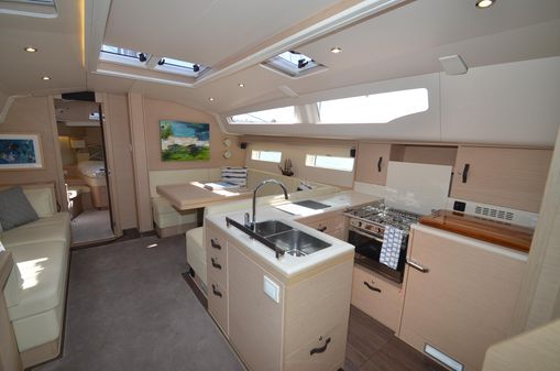 Jeanneau Yacht 51 image