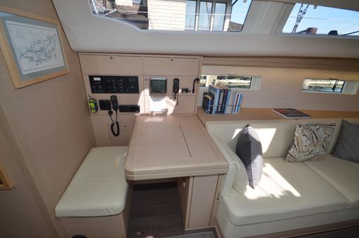 Jeanneau Yacht 51 image