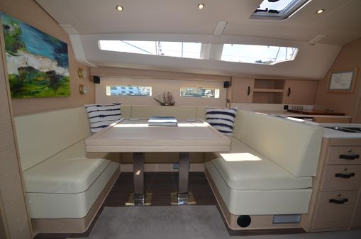 Jeanneau Yacht 51 image