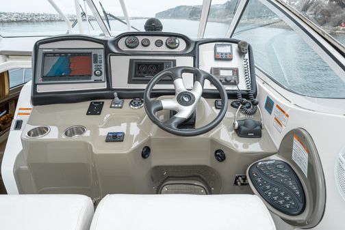 Cruisers-yachts 415-MOTOR-YACHT image