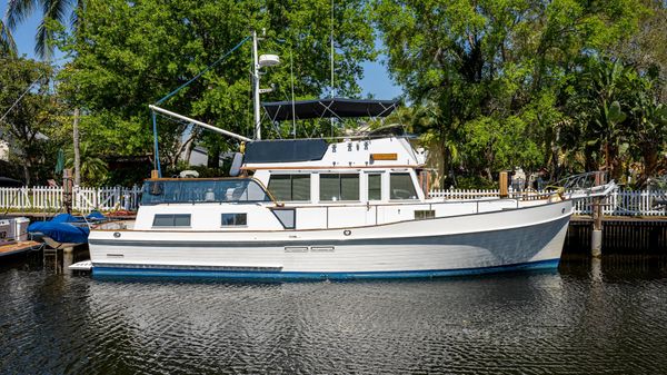 Grand Banks 46 MotorYacht CP