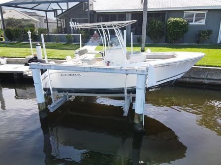 Cobia 217 Center Console image