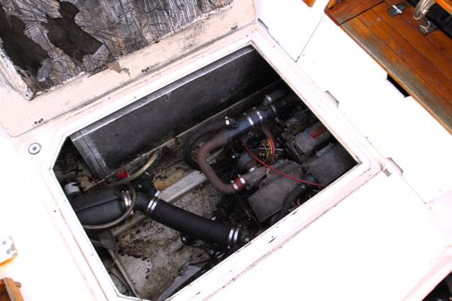 Bayliner 3270 image