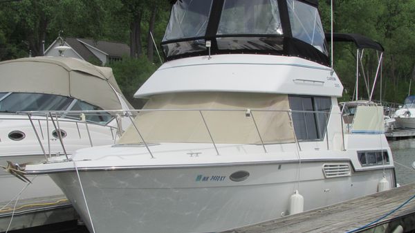 Carver 325 Aft Cockpit Motoryacht 