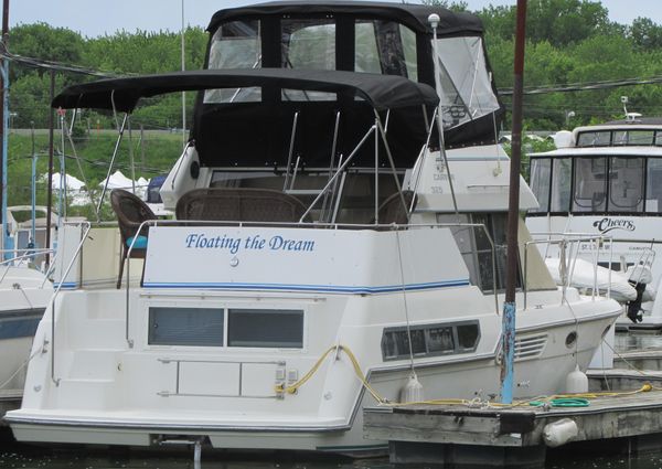 Carver 325-AFT-COCKPIT-MOTORYACHT image