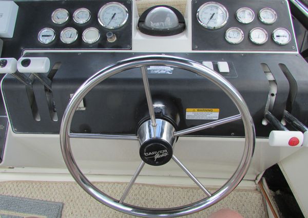 Carver 325-AFT-COCKPIT-MOTORYACHT image