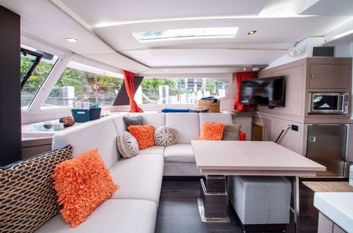 Fountaine Pajot Saona 47 image