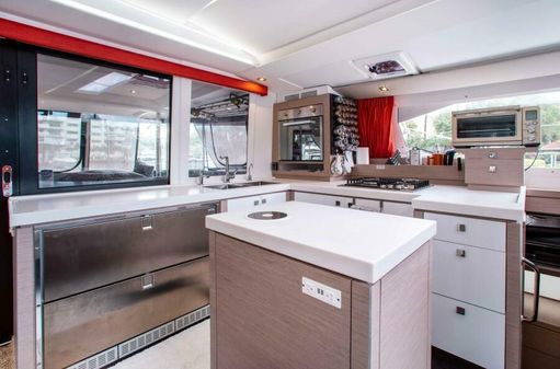 Fountaine Pajot Saona 47 image