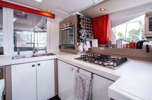 Fountaine Pajot Saona 47 image