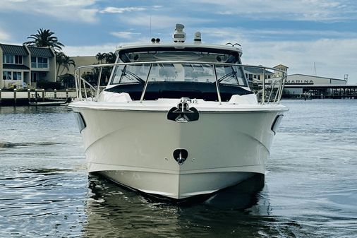 Boston Whaler 405 Conquest image
