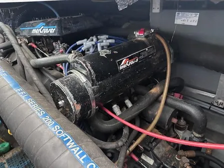 Sea Ray 400 Express Cruiser image